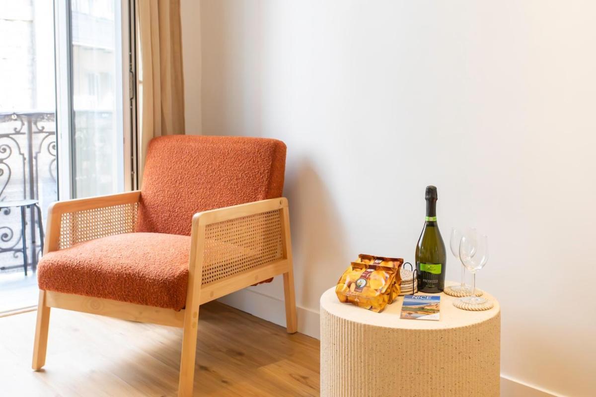 Appartamento #34 Lamartine 3 Bdrs Ac Balcony 10mins Walk To Old Town Nizza