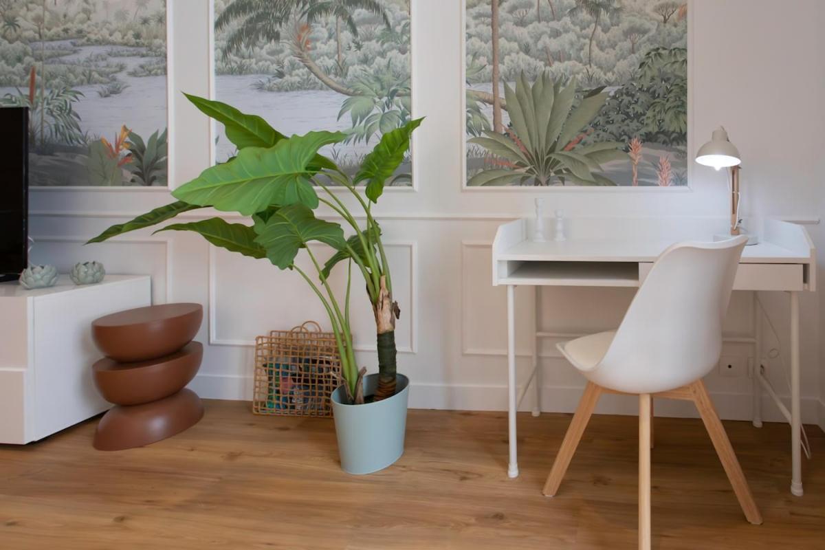 #34 Lamartine 3 Bdrs Ac Balcony 10mins Walk To Old Town Apartment